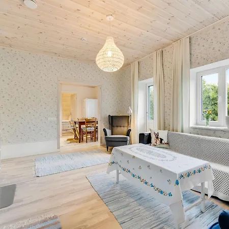 3br Family With Huge Garden&free Parking Ταλίν