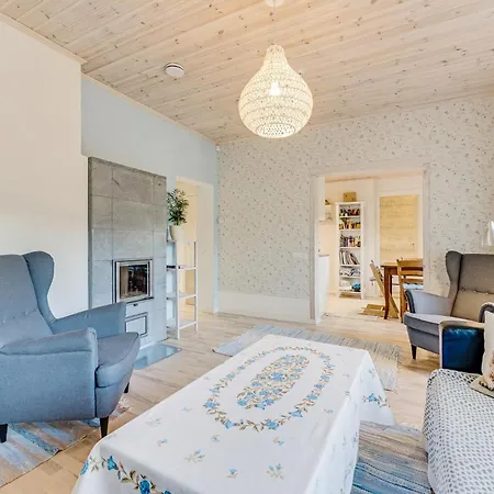 3br Family With Huge Garden&free Parking Ταλίν